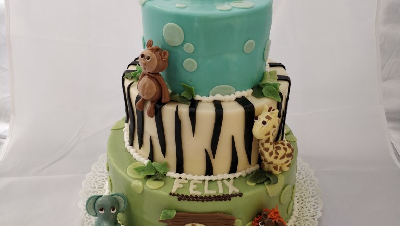 Kindergeburtstagstorte, © Kindergeburtstagstorte, © Bäckerei-Konditorei Pilz, Katrin Pilz Kindergeburtstagstorte, © Kindergeburtstagstorte, © Bäckerei-Konditorei Pilz, Katrin Pilz