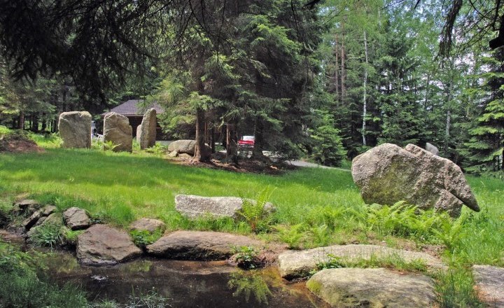 Garten mit Teich, © Leander Kainz Garten mit Teich, © Leander Kainz