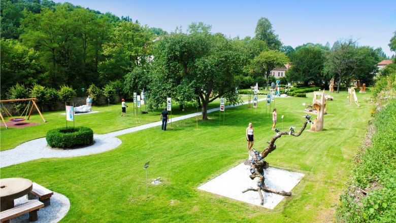 caricature garden in Brunn am Wald, © Karikaturengarten Brunn am Wald caricature garden in Brunn am Wald, © Karikaturengarten Brunn am Wald