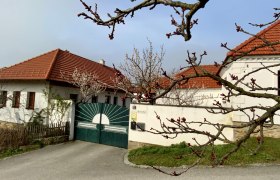 Neuwirth-Hof, © „Neuwirth-Hof“ Gottfried Neuwirth Neuwirth-Hof, © „Neuwirth-Hof“ Gottfried Neuwirth