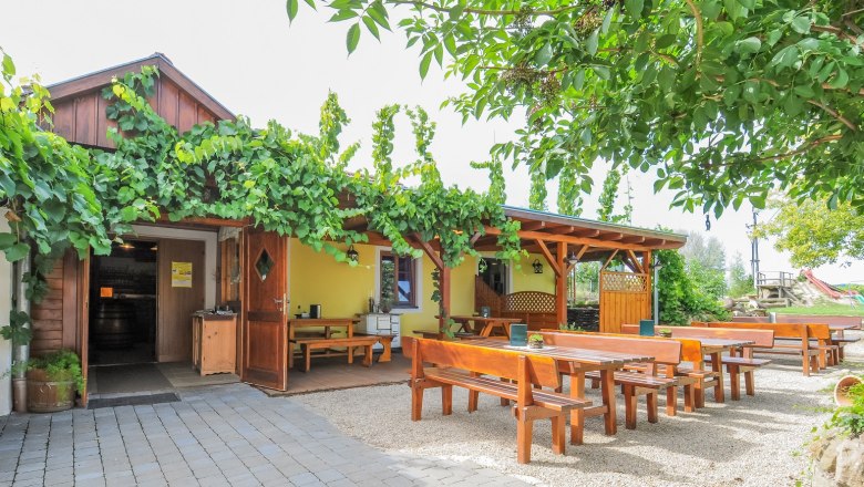 Heurigenhof Wildpert, © Heurigenhof Wildpert Heurigenhof Wildpert, © Heurigenhof Wildpert