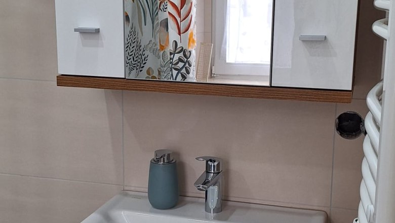 Bathroom sink, © Lisa Halmenschlager Bathroom sink, © Lisa Halmenschlager