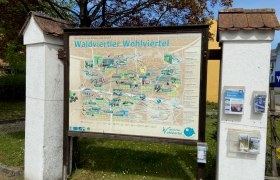 Informative Tafel, © Weinstraße Weinviertel Informative Tafel, © Weinstraße Weinviertel