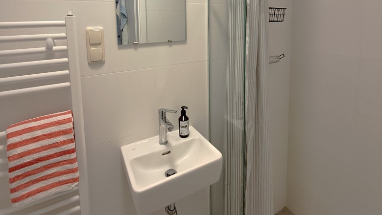 Badezimmer 2-Bett, © Andreas Egger Badezimmer 2-Bett, © Andreas Egger