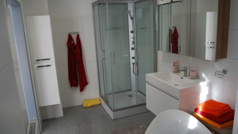 Badezimmer, © Ferienwohnung Polzer Badezimmer, © Ferienwohnung Polzer