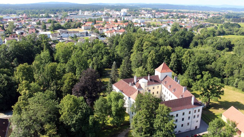 Schlosspark mit Schloss Gmünd, © Stadtgemeinde Gmünd Schlosspark mit Schloss Gmünd, © Stadtgemeinde Gmünd