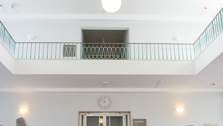 campus-horn-atrium-seating-area-center-portrait-min, © campus Horn campus-horn-atrium-seating-area-center-portrait-min, © campus Horn