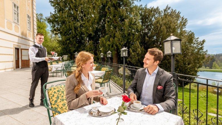 Terrasse, © Schlosshotel Rosenau Terrasse, © Schlosshotel Rosenau