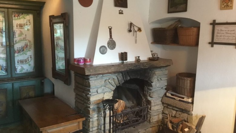 Wohnzimmer Rosenwohnung, © Karin Ruthner Wohnzimmer Rosenwohnung, © Karin Ruthner