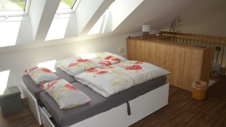 Folding double bed - Gallery, © Christina Böhm Folding double bed - Gallery, © Christina Böhm