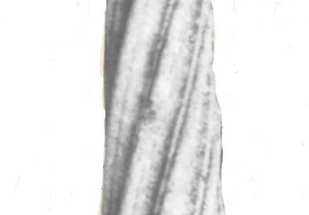 gedrehtes Kreuz, © MG Sallingberg Steinsäule mit gedrehtem Muster und Kreuzmotiv.