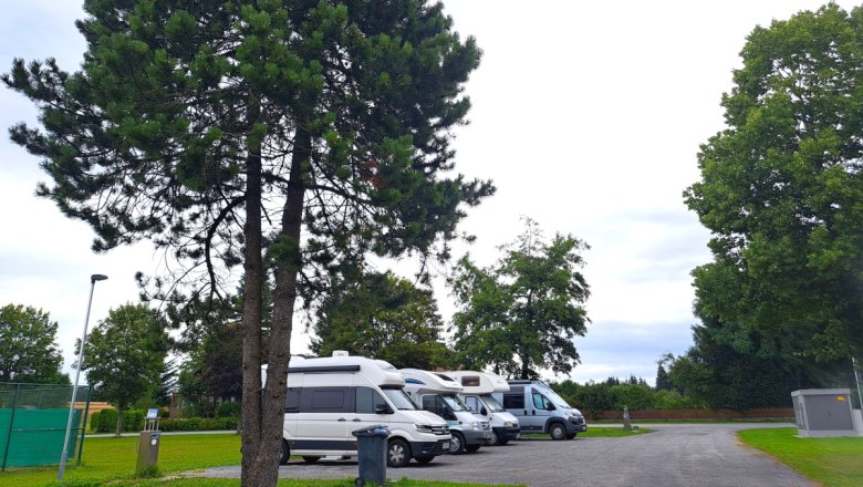 mobile-pitch-with-caravans, © Ottenschlag mobile-pitch-with-caravans, © Ottenschlag