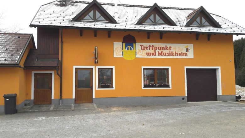 Treffpunkt bei Lilly & Eddy, © Fam. Schendl Treffpunkt bei Lilly & Eddy, © Fam. Schendl