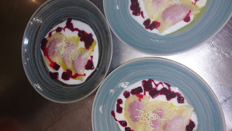 Rote Rüben Nudeltascherl, © HIRSCH28 Rote Rüben Nudeltascherl, © HIRSCH28