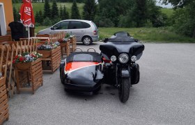 Schoene-Harley-mit-Seitenwagen, © Fam. Schendl Schoene-Harley-mit-Seitenwagen, © Fam. Schendl