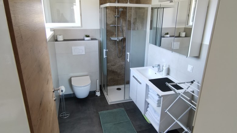 Bathroom/WC, © Ferienwohnung Florine Bathroom/WC, © Ferienwohnung Florine