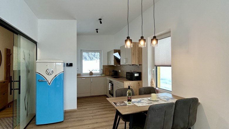 Fully equipped kitchen and dining area, © Waldzauber Hirschenwies Fully equipped kitchen and dining area, © Waldzauber Hirschenwies