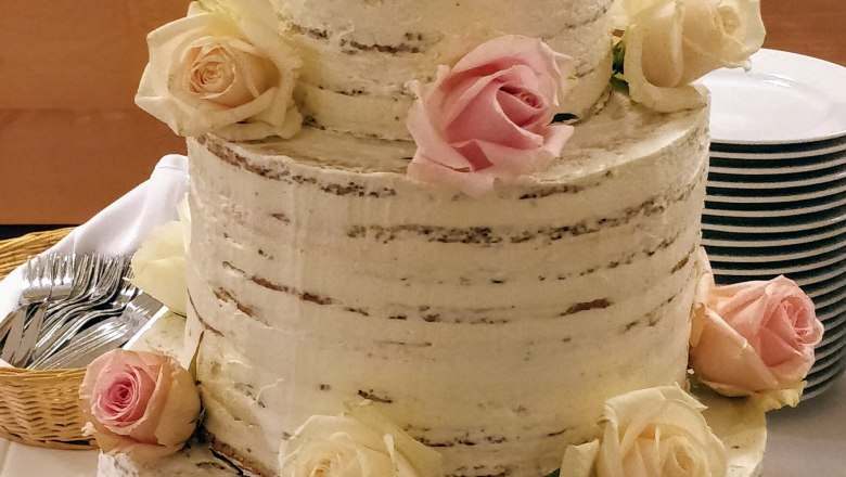 Hochzeitstorte, © Hochzeitstorte, © Bäckerei-Konditorei Pilz, Katrin Pilz Hochzeitstorte, © Hochzeitstorte, © Bäckerei-Konditorei Pilz, Katrin Pilz