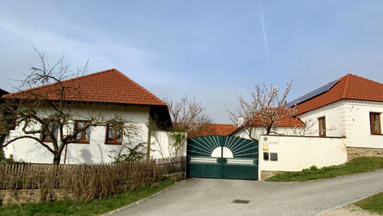 Neuwirth-Hof, © „Neuwirth-Hof“ Gottfried Neuwirth Neuwirth-Hof, © „Neuwirth-Hof“ Gottfried Neuwirth