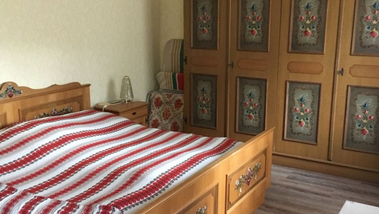 Vorderes Schlafzimmer mit echtem Doppelbett, © C. Gabrisch Vorderes Schlafzimmer mit echtem Doppelbett, © C. Gabrisch