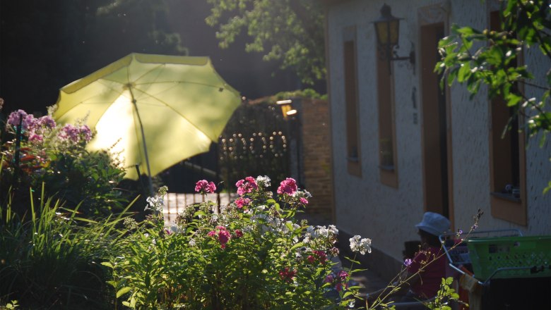 Platz vor dem Haus, © Christoph Gabrisch Platz vor dem Haus, © Christoph Gabrisch