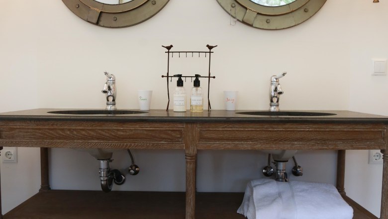 Badezimmer Masterbedroom, © Landhaus Litschau Badezimmer Masterbedroom, © Landhaus Litschau