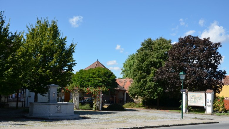 Khevenhüllerplatz in Weitersfeld, © Marktgemeinde Weitersfeld Khevenhüllerplatz in Weitersfeld, © Marktgemeinde Weitersfeld