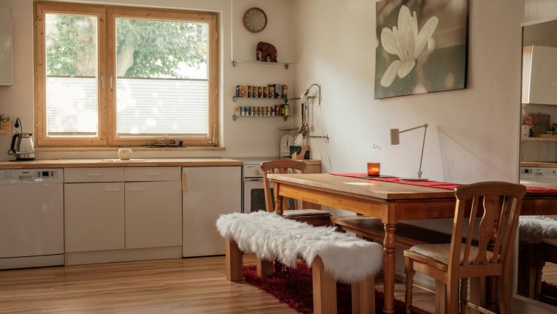 Küche Yogaloft, © Klaus Ewert, Fotograf Laurin Buitmann Küche Yogaloft, © Klaus Ewert, Fotograf Laurin Buitmann