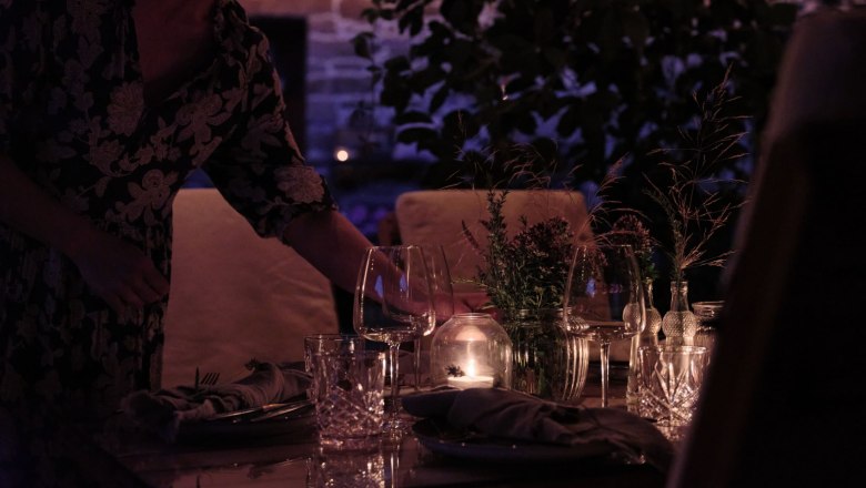 Innenhof bei Nacht, © Mathias Lixl / lixl.com Innenhof bei Nacht, © Mathias Lixl / lixl.com