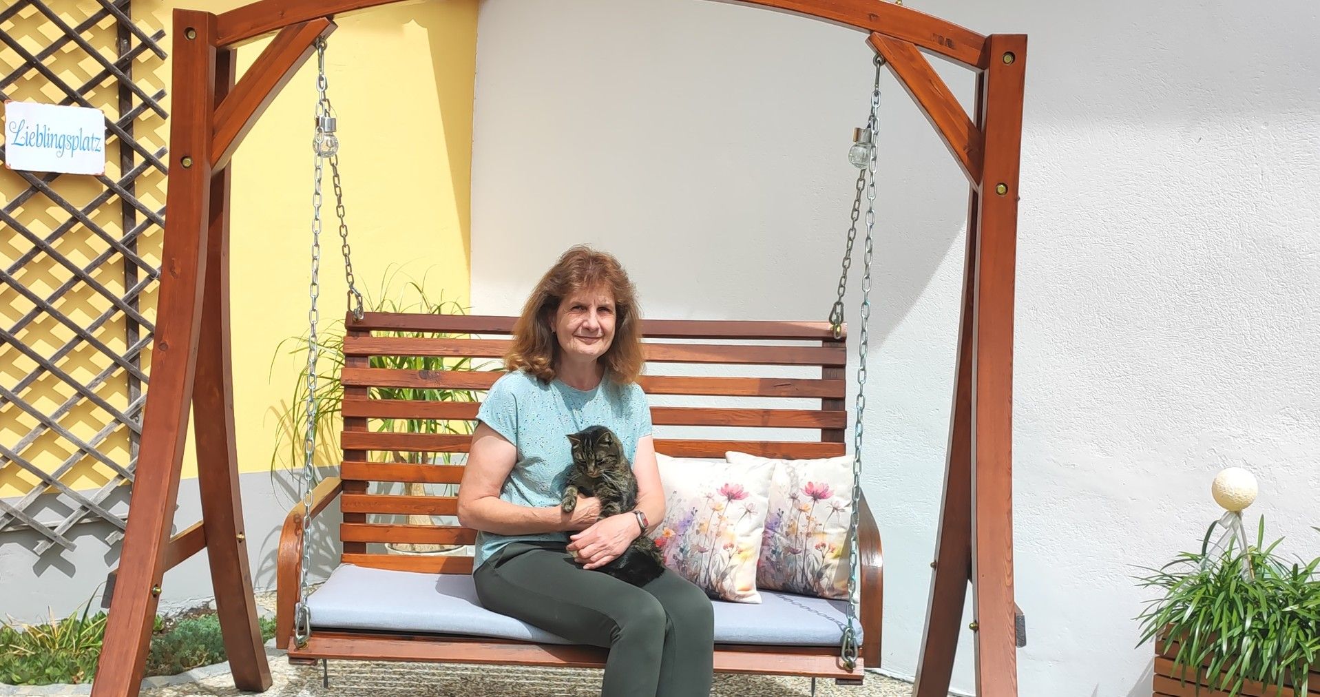 Inge mit Kater Ben