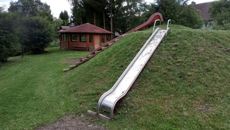 Spielplatz im Ort, © Ferienhaus Leopold