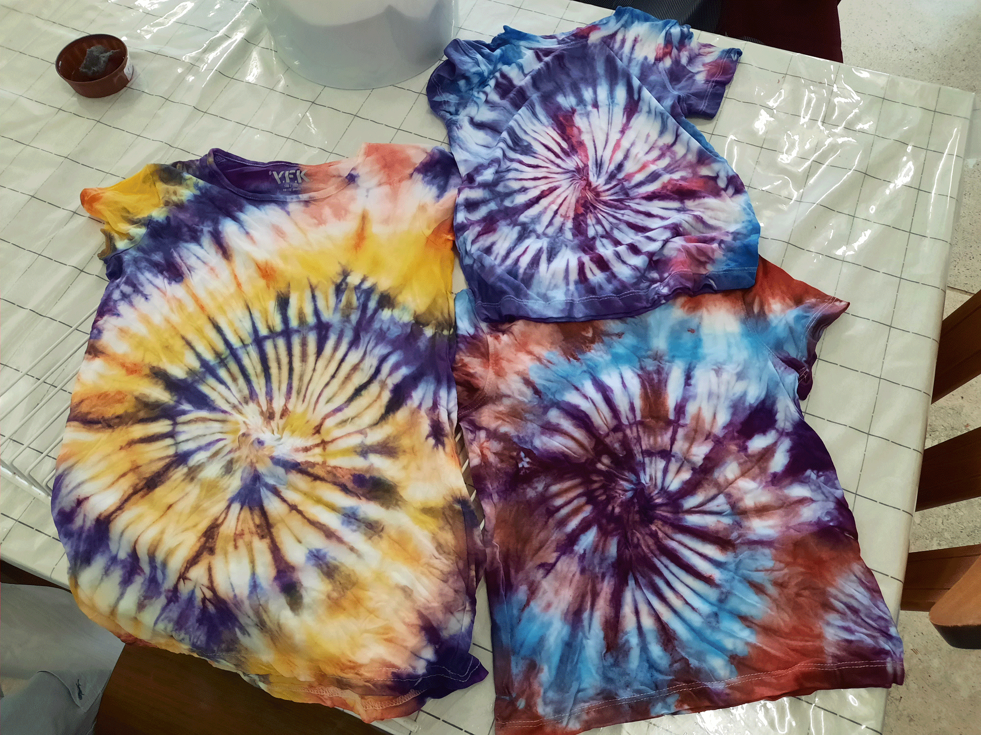 T-Shirt gebatikt