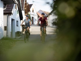 Radfahren, Weinviertel, Wildend&uuml;rnbach, Kellergasse Galgenberg, &copy; Weinviertel Tourismus/Markus Fr&uuml;hmann