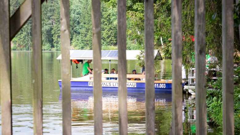 Festivalboot am Herrensee , © Marina Eiffe