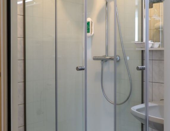 Bathroom-1stock, © Franz Inghofer