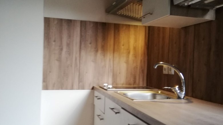 Kitchen in apartment C, © Wolfgang T. Müller