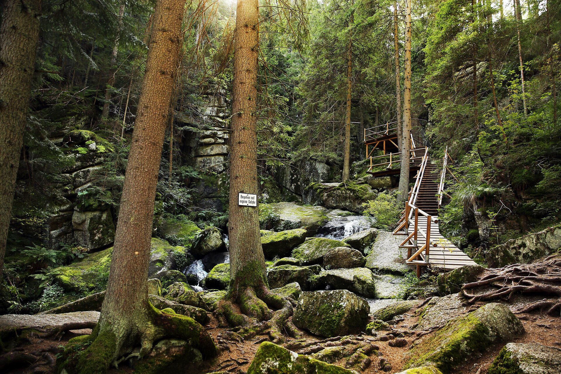 Lohnbachfall, Wandern, Abkühlung