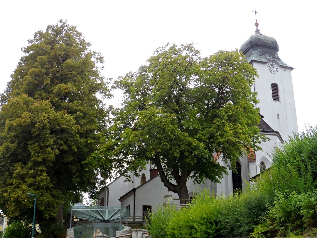 Pfarrkirche zum Hl. Jakob Neustadtl