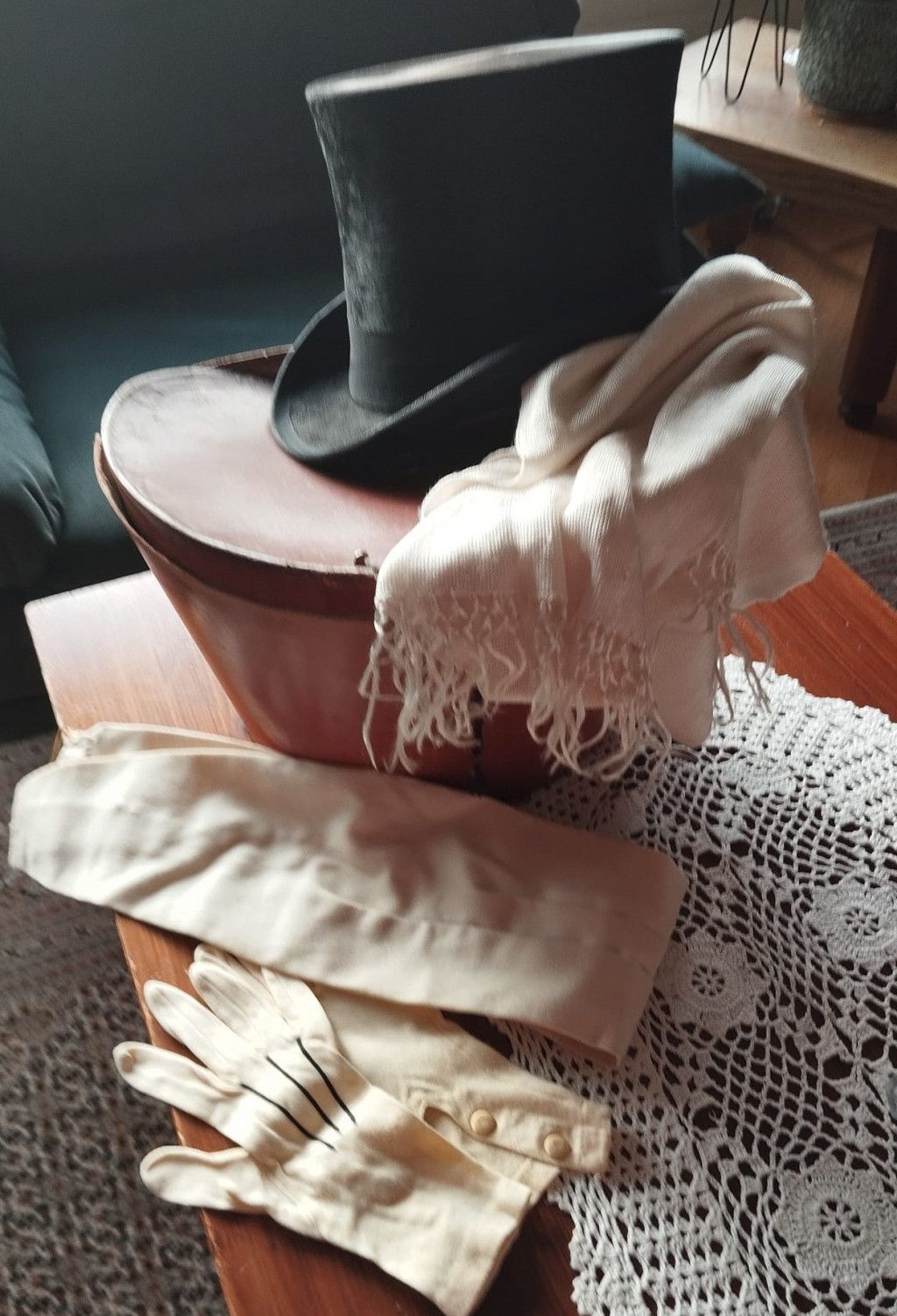 Hut und Handschuh Christl Grubauer