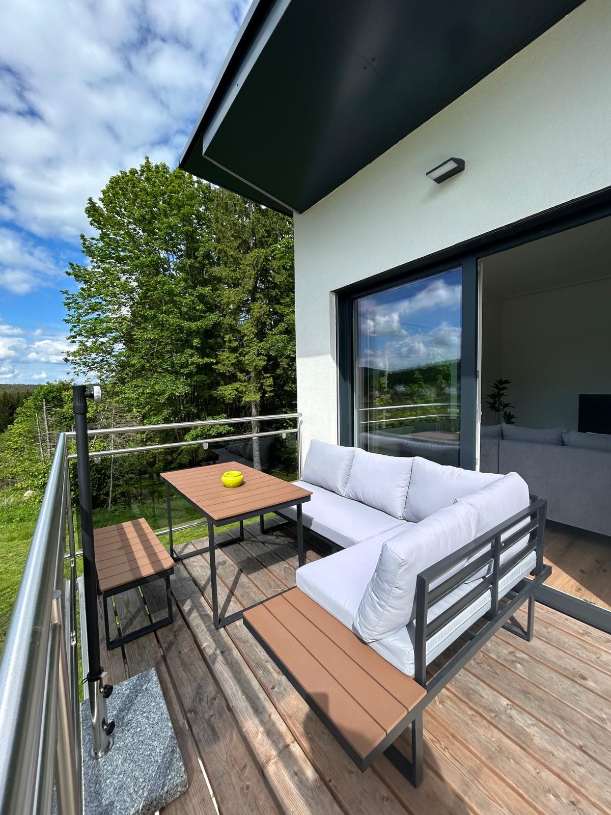 Sonnen-Terrasse