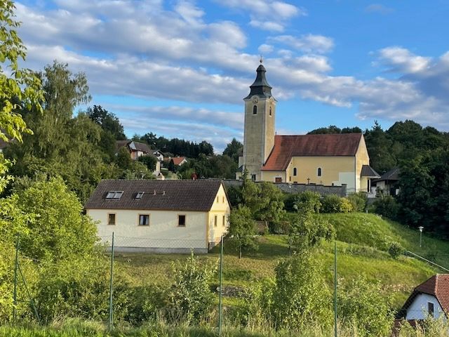 Nachbarschaft zur Dorfkirche St. Jakobus