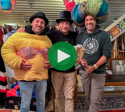 3 Personen verkleidet am Fantasiedachboden