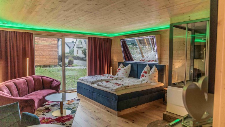 King Size Bett, &copy; Haus LebensFreude, Fotografin Heidemarie Ringl