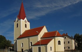 Pfarrkirche_hl._Pankratius_in_Wurmbrand, © Von Duke of W4 - Eigenes Werk, CC