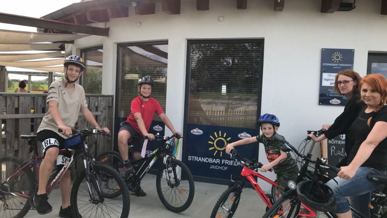 Friedrich beach bar, © Strandbar Friedrich