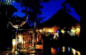 Gemütliche Heurigenstimmung mit großem Garten bei Familie Diewald, © Fam. Diewald