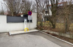 Charging station on Taglerstra&szlig;e in Langenlois, &copy; Ursin Haus