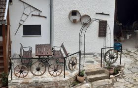 Sitzplatz Hof, © Frühstückspension Eibenstein