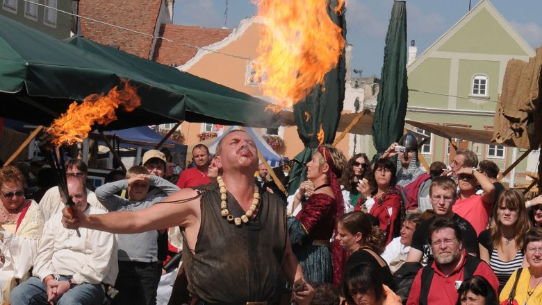 Mittelalterfest Eggenburg, Feuerschlucker, © Jarmer Margarete