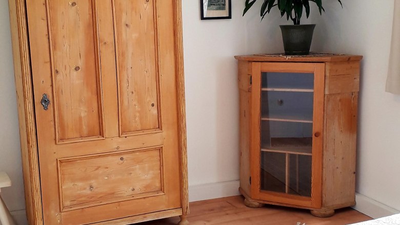 Schlafzimmer mit Blick in den Garten, © U.E.